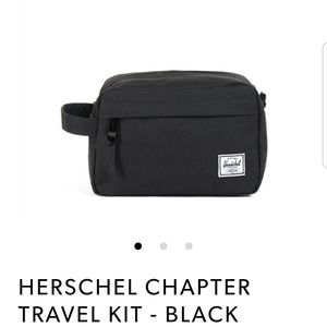 👝 Herschel Chapter Carry-On Toiletry Bag